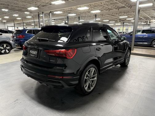 2023 Audi Q3 Premium