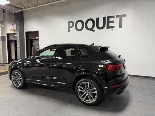 2023 Audi Q3 Premium