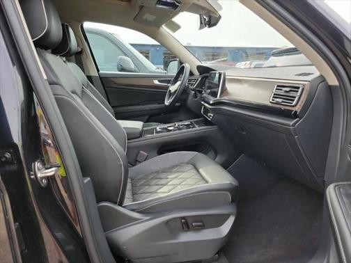 2024 Volkswagen Atlas 2.0T SEL Premium R-Line 4MOTION