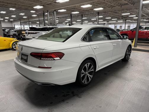 2020 Volkswagen Passat 2.0T SE