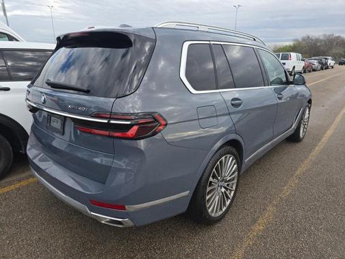 2024 BMW X7 xDrive40i
