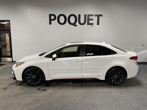 2023 Toyota Corolla Hybrid SE Infrared