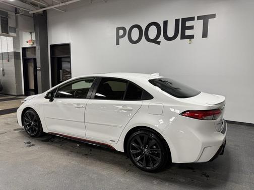 2023 Toyota Corolla Hybrid SE Infrared