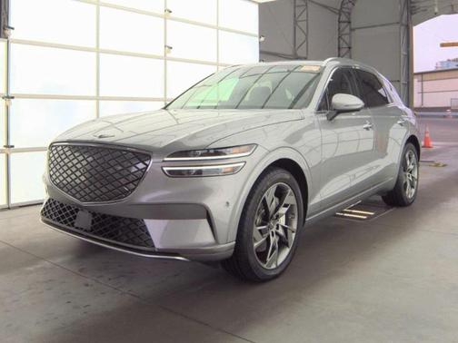 2023 Genesis Electrified GV70 Advanced