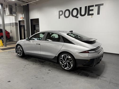 2023 Hyundai IONIQ 6 SEL