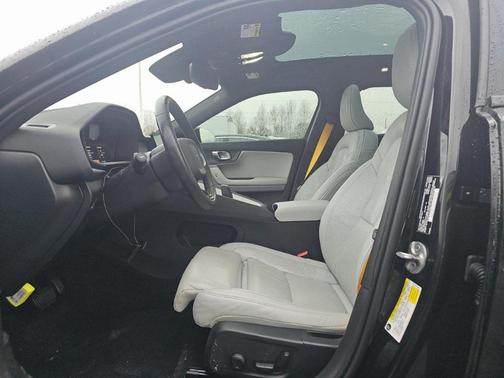 2023 Polestar 2 Long Range Dual Motor Performance Plus