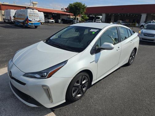 2022 Toyota Prius XLE