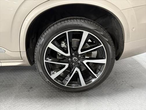 2023 Volvo XC90 B6 Plus 7-Seater