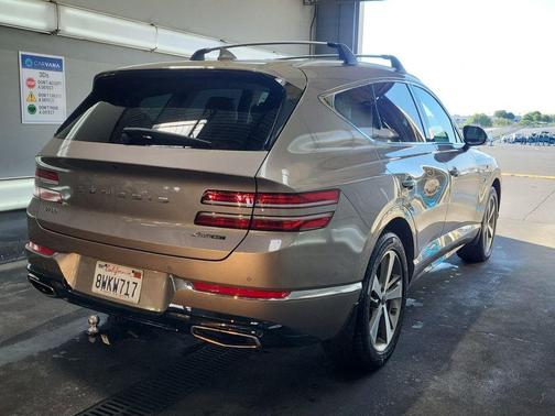 Gold Coast Silver 2021 Genesis GV80 3.5T