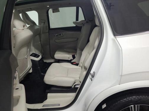 2023 Volvo XC90 Recharge Plug-In Hybrid T8 Plus 6 Passenger