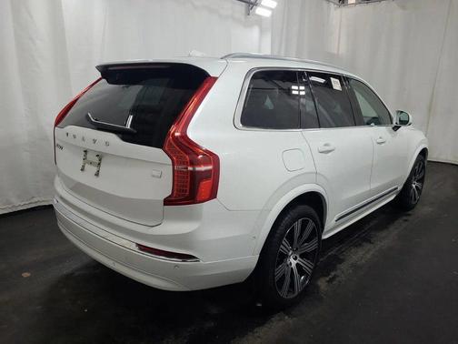2023 Volvo XC90 Recharge Plug-In Hybrid T8 Plus 6 Passenger