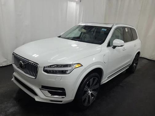 2023 Volvo XC90 Recharge Plug-In Hybrid T8 Plus 6 Passenger