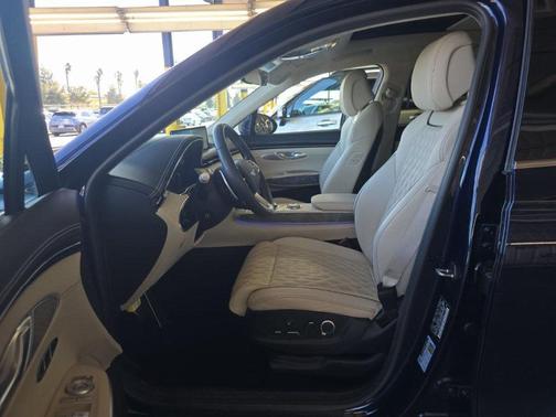 2023 Genesis GV70 3.5T AWD Sport