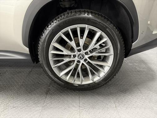 2025 Lexus NX 350h Luxury