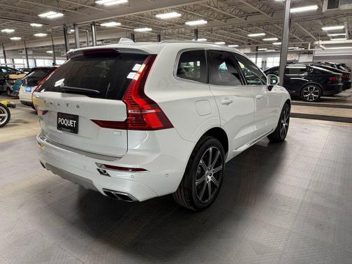 2021 Volvo XC60 Recharge Plug-In Hybrid T8 Inscription