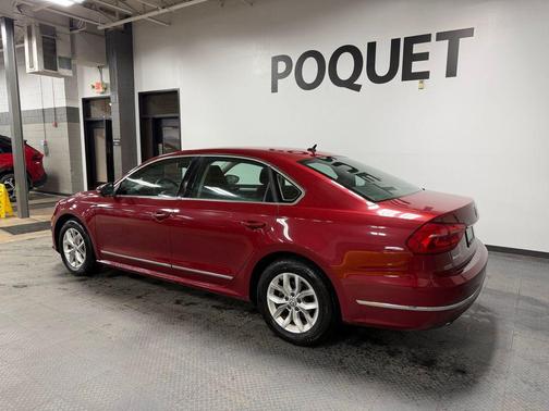 2016 Volkswagen Passat 1.8T S