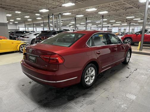 2016 Volkswagen Passat 1.8T S
