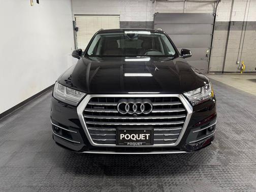 Orca Black Metallic 2018 Audi Q7 2.0T Premium Plus