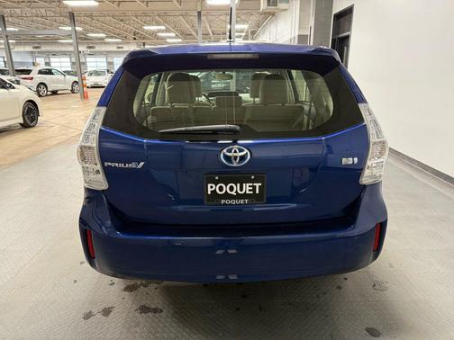 2012 Toyota Prius v Two