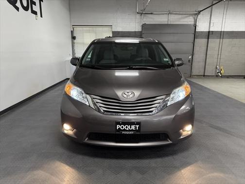 2016 Toyota Sienna XLE Premium