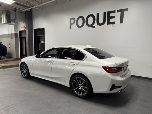 2019 BMW 330 i xDrive