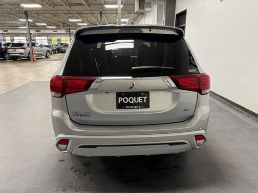 2022 Mitsubishi Outlander PHEV SEL
