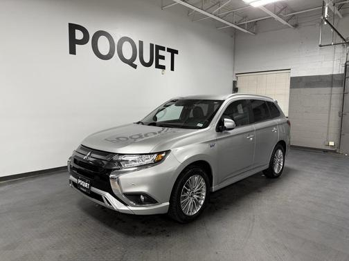 2022 Mitsubishi Outlander PHEV SEL