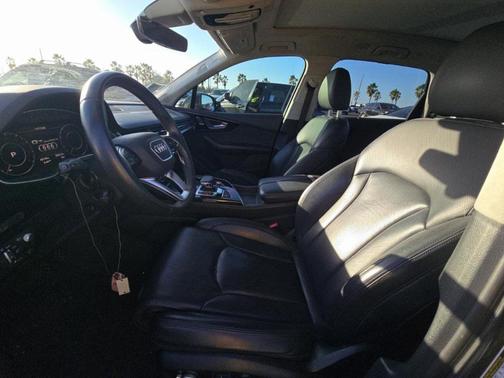 2019 Audi Q7 55 Prestige