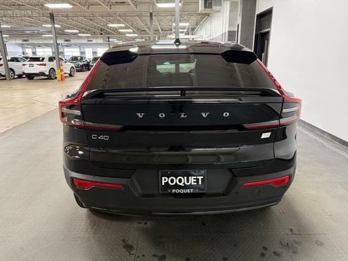 Onyx Black Metallic 2023 Volvo C40 Recharge Pure Electric Ultimate