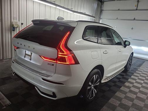 2024 Volvo XC60 B5 Core