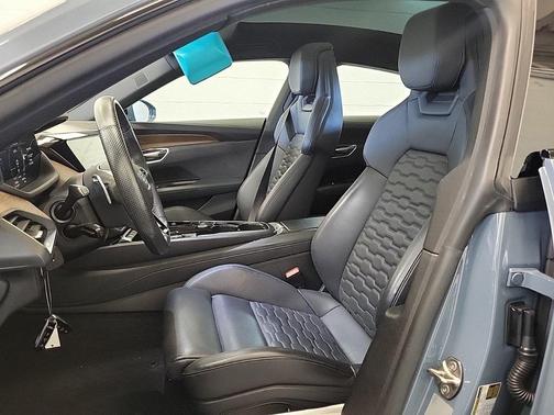 2022 Audi e-tron GT Premium Plus
