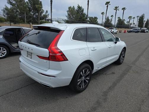 2021 Volvo XC60 Recharge Plug-In Hybrid T8 Inscription Expression