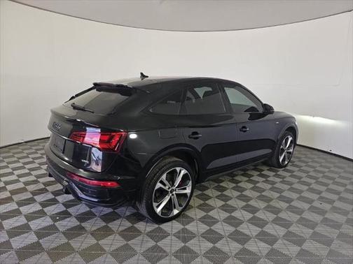 2024 Audi Q5 45 S line Premium Plus