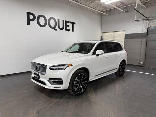 2024 Volvo XC90 B5 Plus