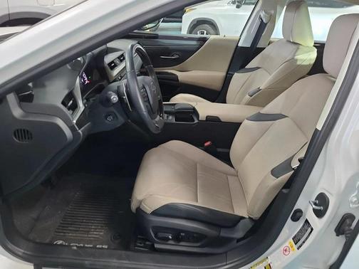 2019 Lexus ES 350 Luxury