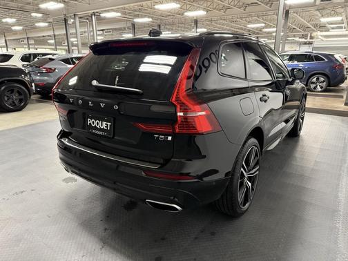 2021 Volvo XC60 T5 R-Design