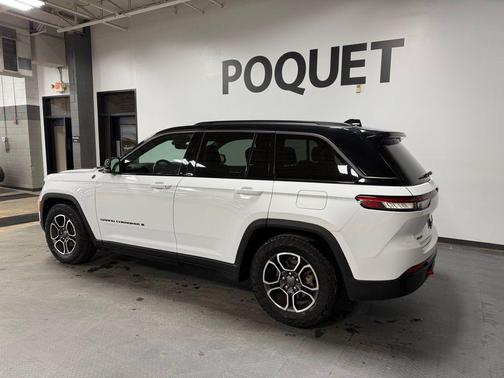 2022 Jeep Grand Cherokee Trailhawk