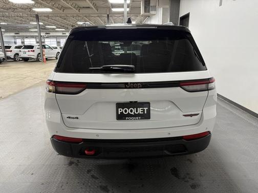 2022 Jeep Grand Cherokee Trailhawk