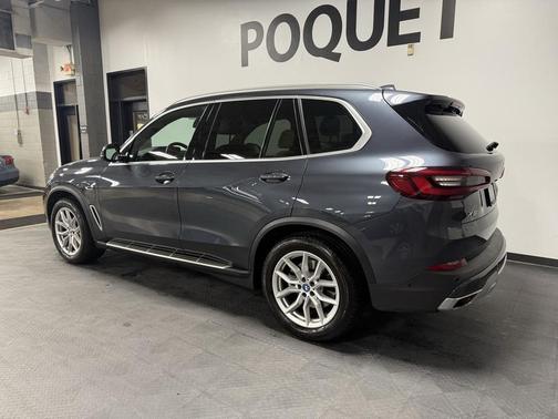 2022 BMW X5 xDrive45e