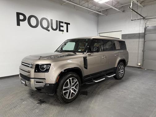 2023 Land Rover Defender SE