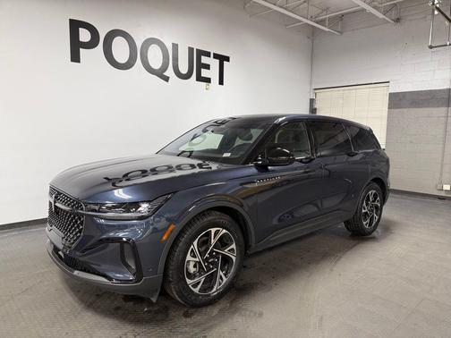 Blue Panther Metallic Clearcoat 2024 Lincoln Nautilus Premiere