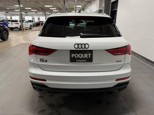 Glacier White Metallic 2023 Audi Q3 45 S line Premium Plus