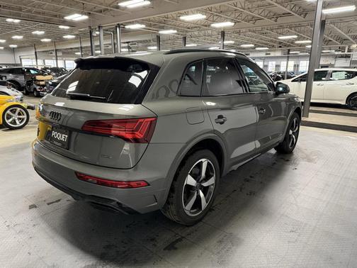 2023 Audi Q5 45 S line Premium Plus