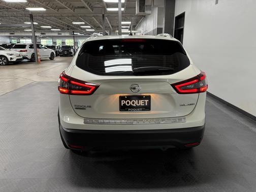 2022 Nissan Rogue Sport SL