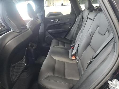 Onyx Black Metallic 2024 Volvo XC60 Recharge Plug-In Hybrid T8 Plus Dark Theme