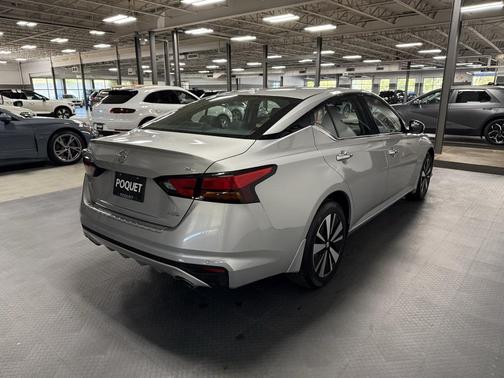 2022 Nissan Altima 2.5 SL