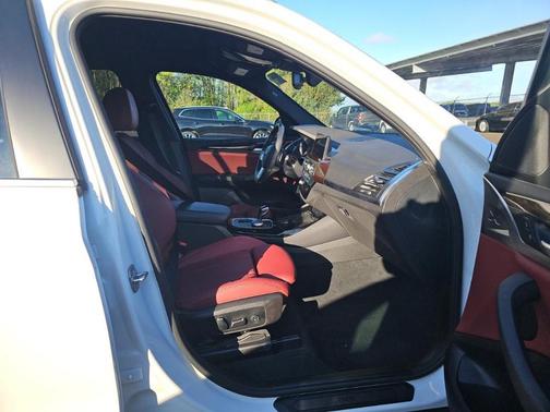 Alpine White 2024 BMW X3 xDrive30i