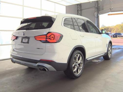 Alpine White 2024 BMW X3 xDrive30i