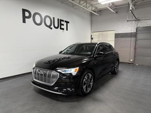 2021 Audi e-tron Premium