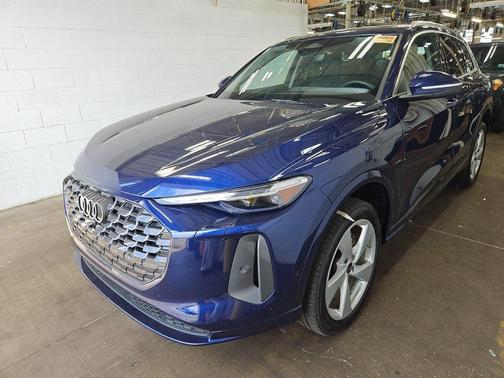 2025 Audi Q5 2.0T Premium Plus